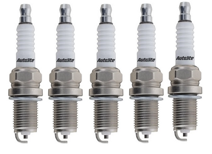 SET OF 5 AUTOLITE SPARK PLUGS TO SUIT VOLKSWAGEN CARAVELLE T4 AET 2.5L I5