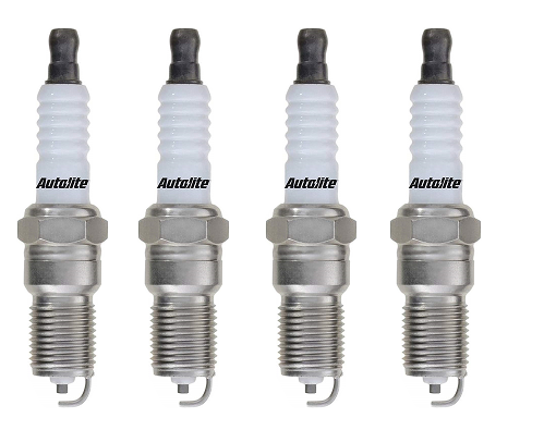 SET OF 4 AUTOLITE SPARK PLUGS TO SUIT RENAULT M4R.714/751 2TR M4R.711/3 2.0L 2.5L I4